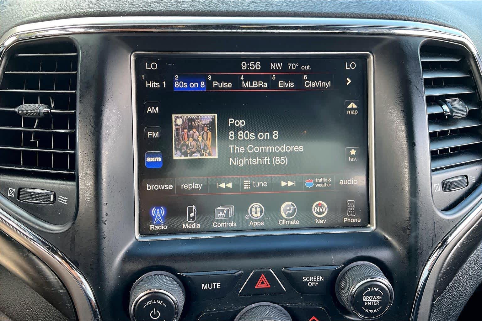 2018 Jeep Grand Cherokee Altitude Bright White Clearcoat at AutoNation Toyota Gulf Fwy