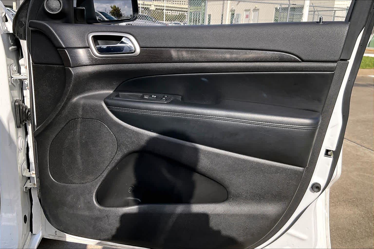 2018 Jeep Grand Cherokee Altitude Bright White Clearcoat at AutoNation Toyota Gulf Fwy