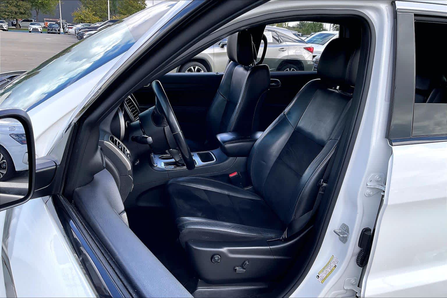 2018 Jeep Grand Cherokee Altitude Bright White Clearcoat at AutoNation Toyota Gulf Fwy