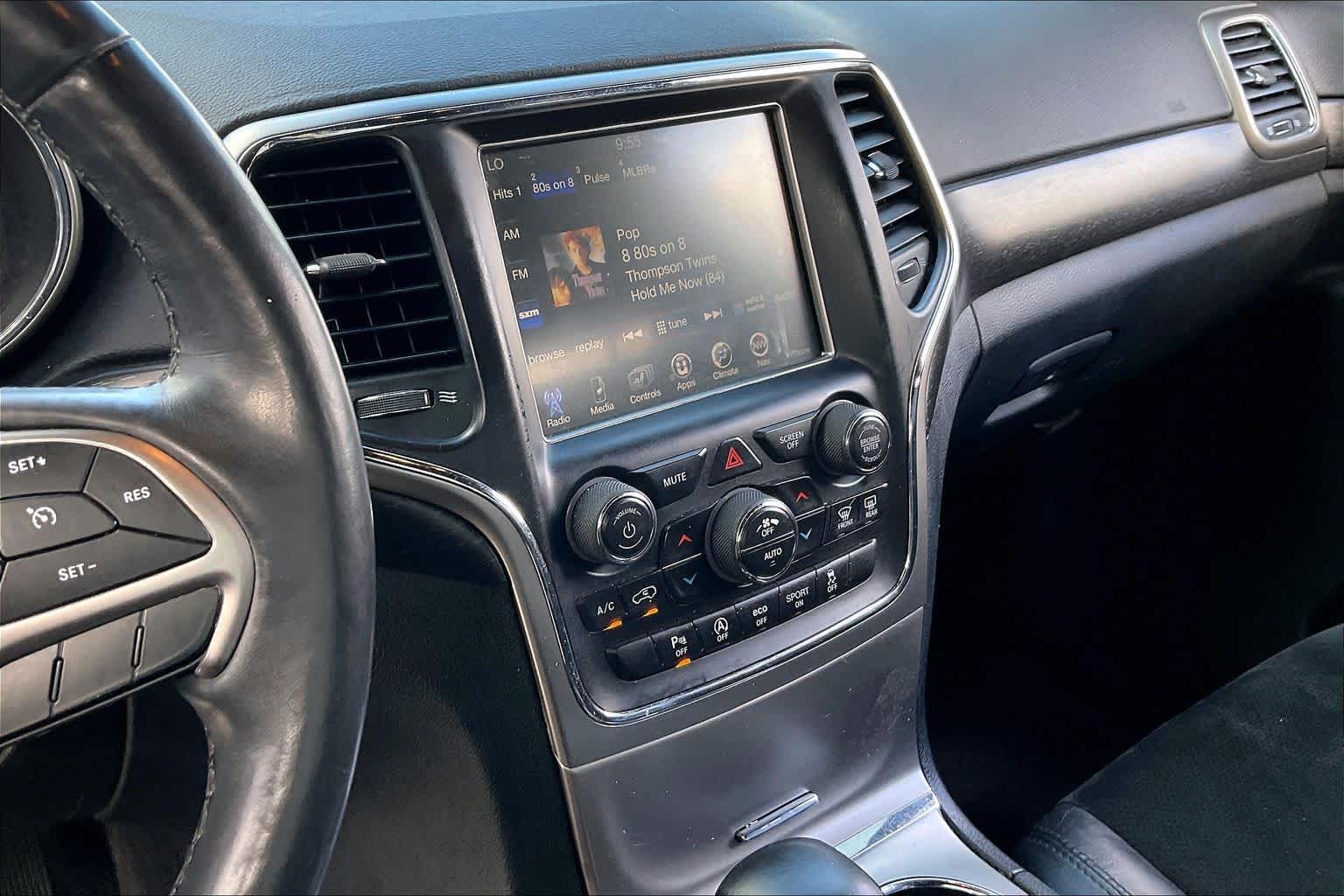 2018 Jeep Grand Cherokee Altitude Bright White Clearcoat at AutoNation Toyota Gulf Fwy