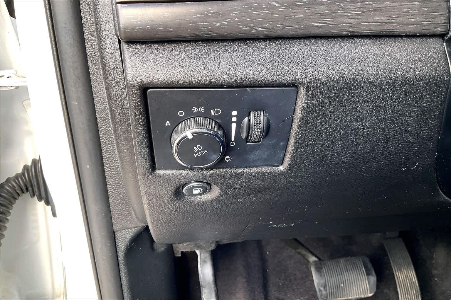 2018 Jeep Grand Cherokee Altitude Bright White Clearcoat at AutoNation Toyota Gulf Fwy