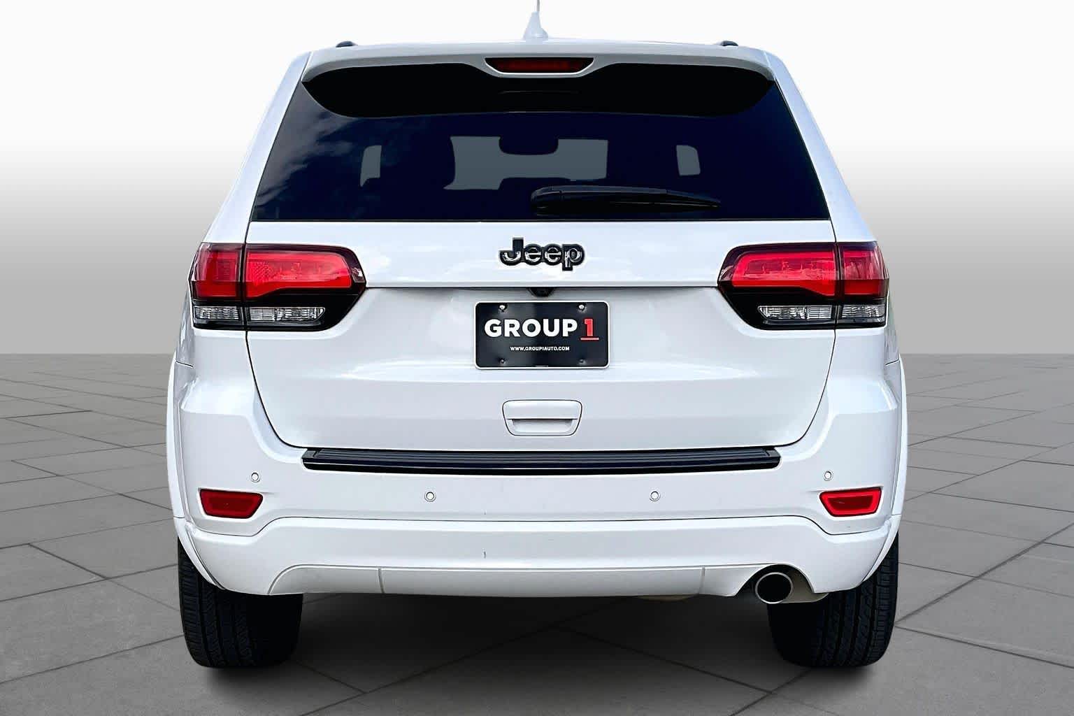 2018 Jeep Grand Cherokee Altitude Bright White Clearcoat at AutoNation Toyota Gulf Fwy