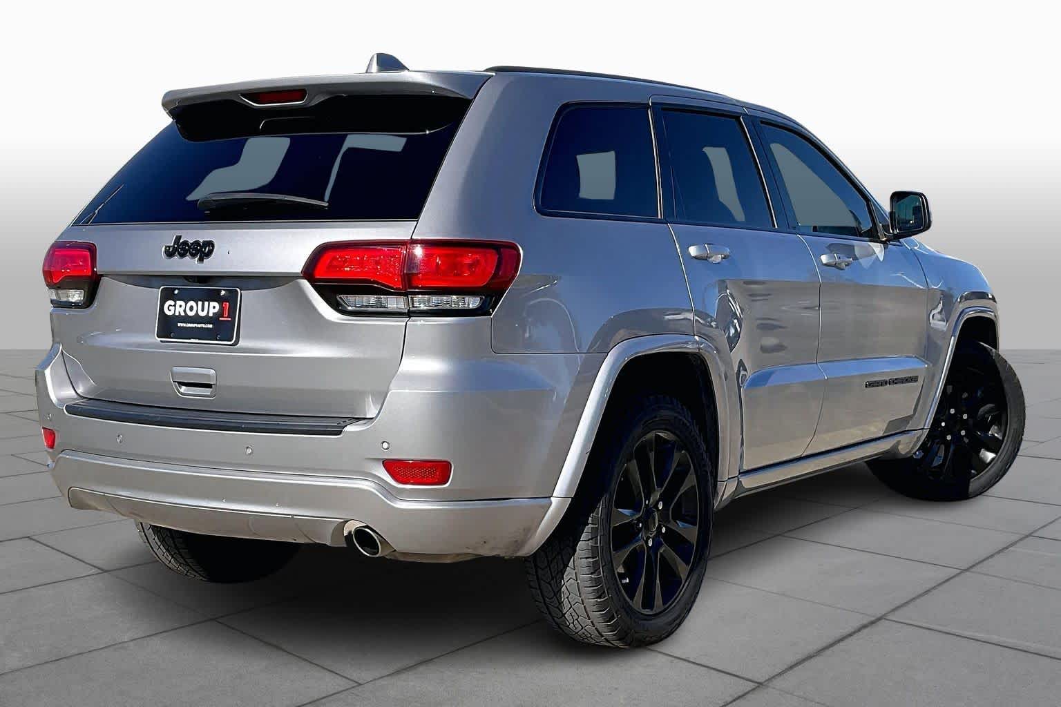 2019 Jeep Grand Cherokee Altitude Billet Silver Metallic Clearcoat at AutoNation Toyota Gulf Fwy