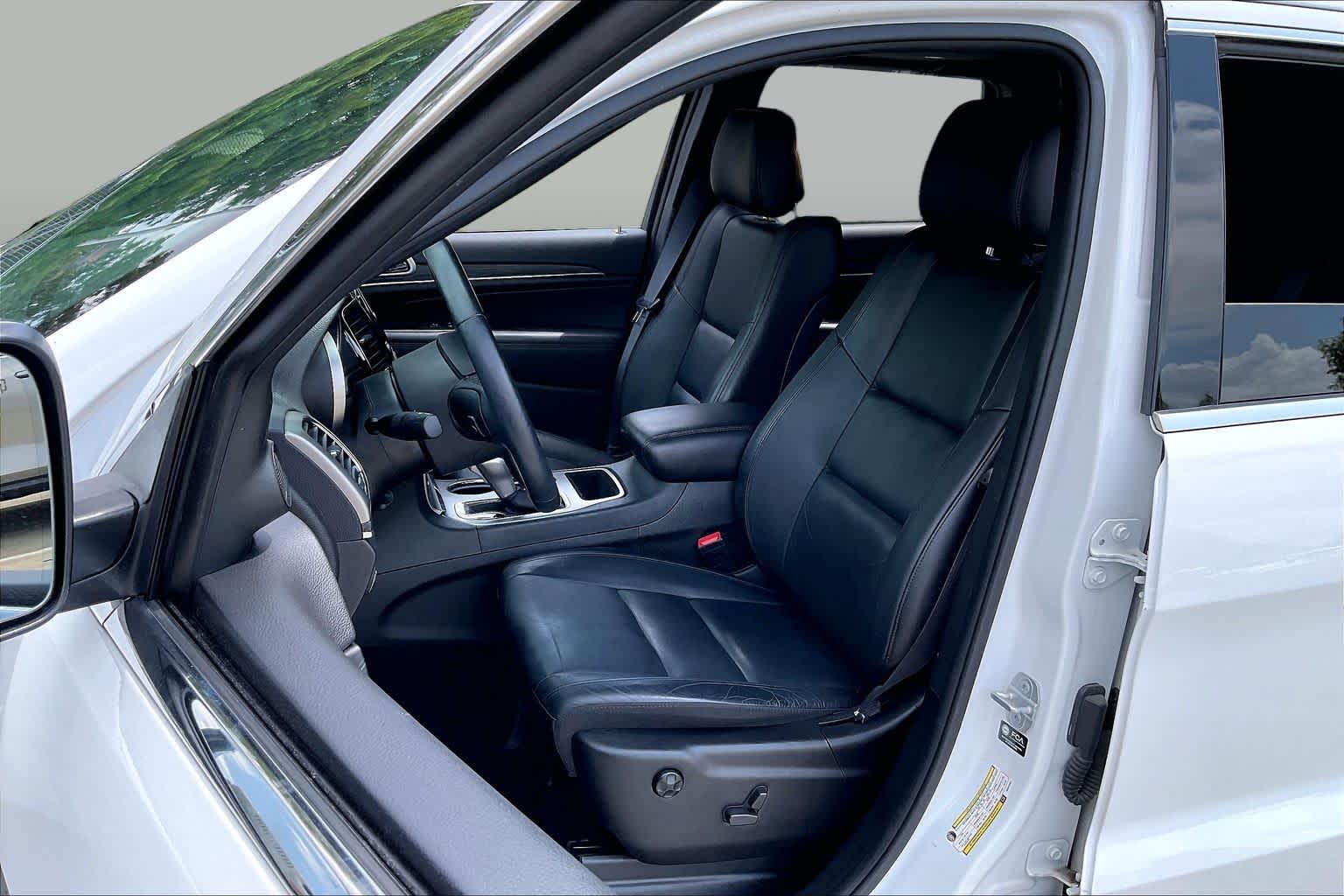 2021 Jeep Grand Cherokee Limited Bright White Clearcoat at Turner Chevrolet