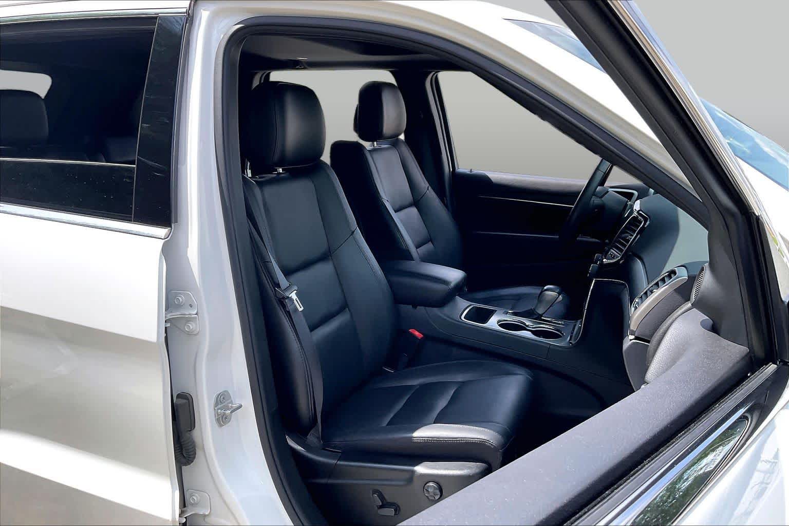 2021 Jeep Grand Cherokee Limited Bright White Clearcoat at Turner Chevrolet