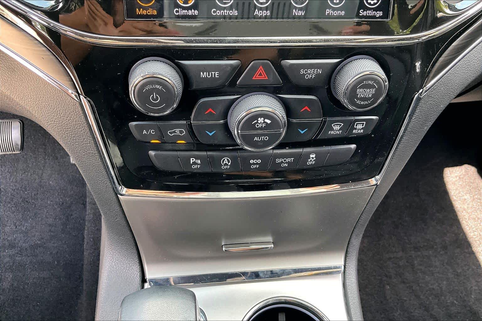 2021 Jeep Grand Cherokee Limited Bright White Clearcoat at Turner Chevrolet