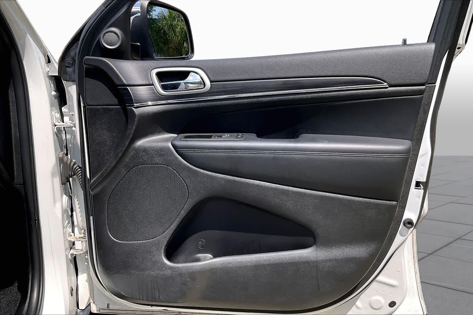 2021 Jeep Grand Cherokee Limited Bright White Clearcoat at Turner Chevrolet