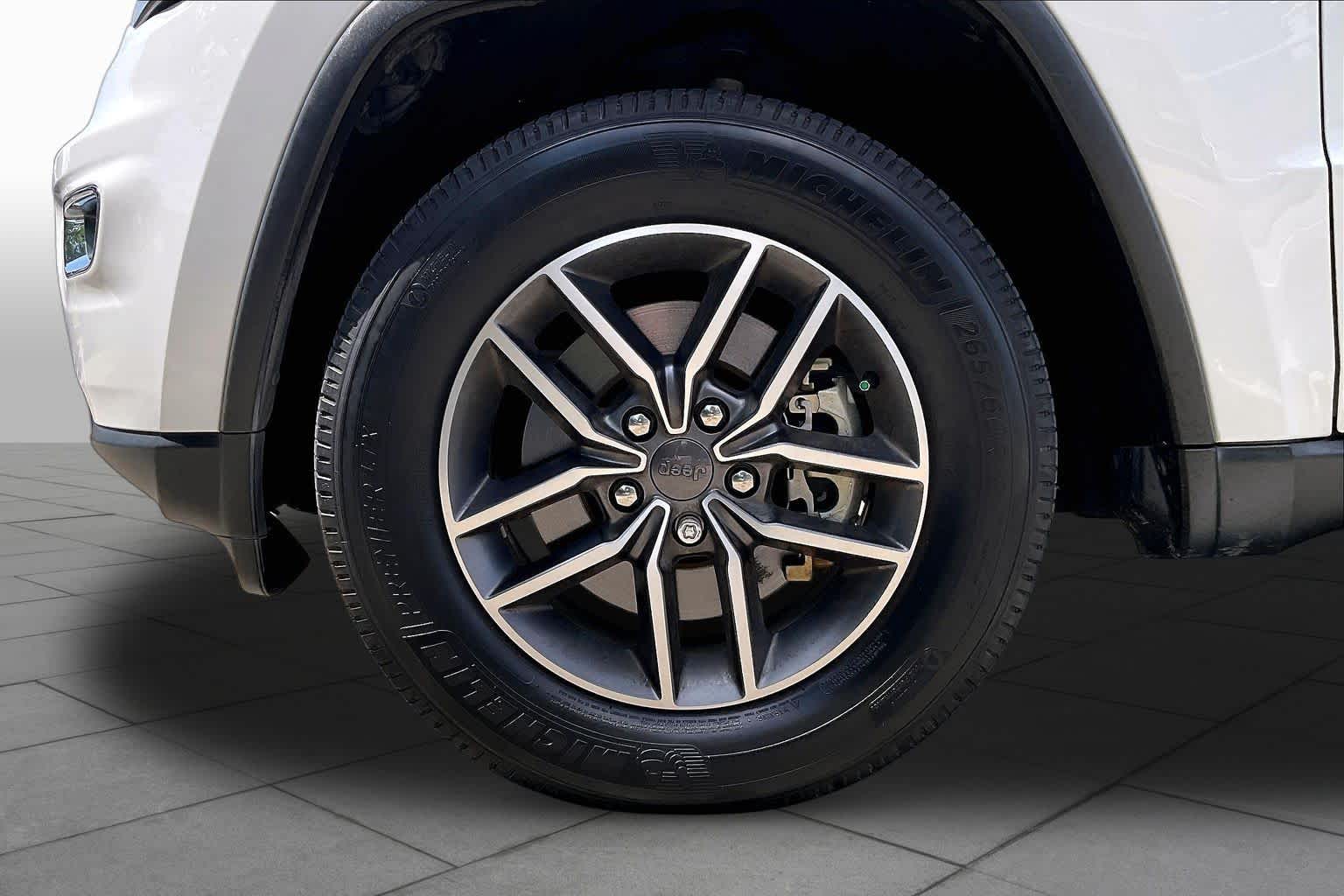 2021 Jeep Grand Cherokee Limited Bright White Clearcoat at Turner Chevrolet