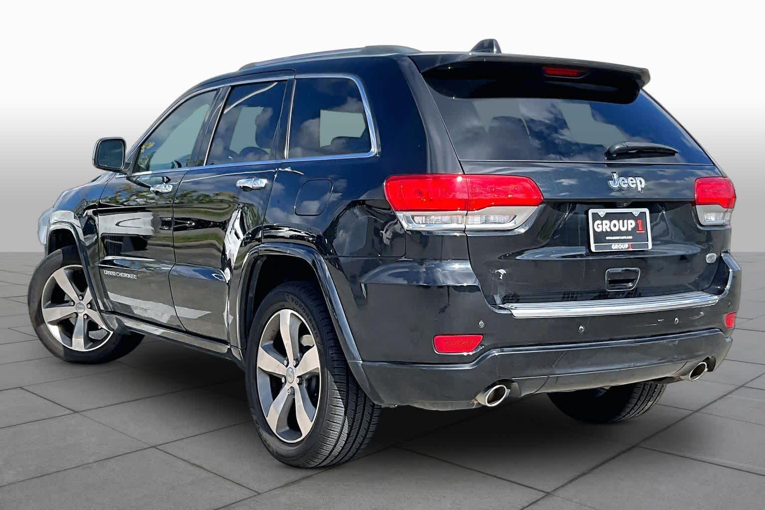 2015 Jeep Grand Cherokee photo 10 of 34