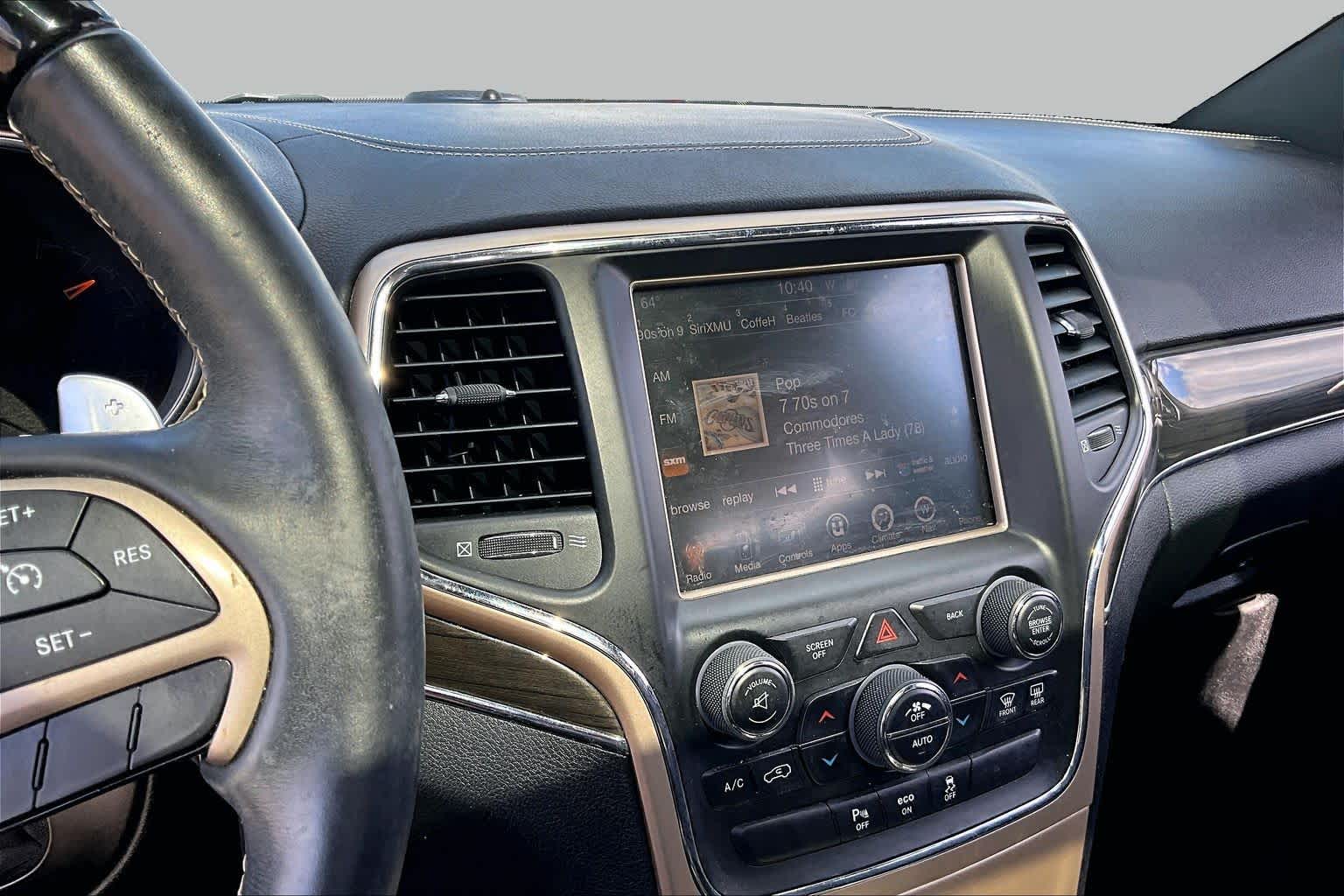 2015 Jeep Grand Cherokee photo 6 of 34
