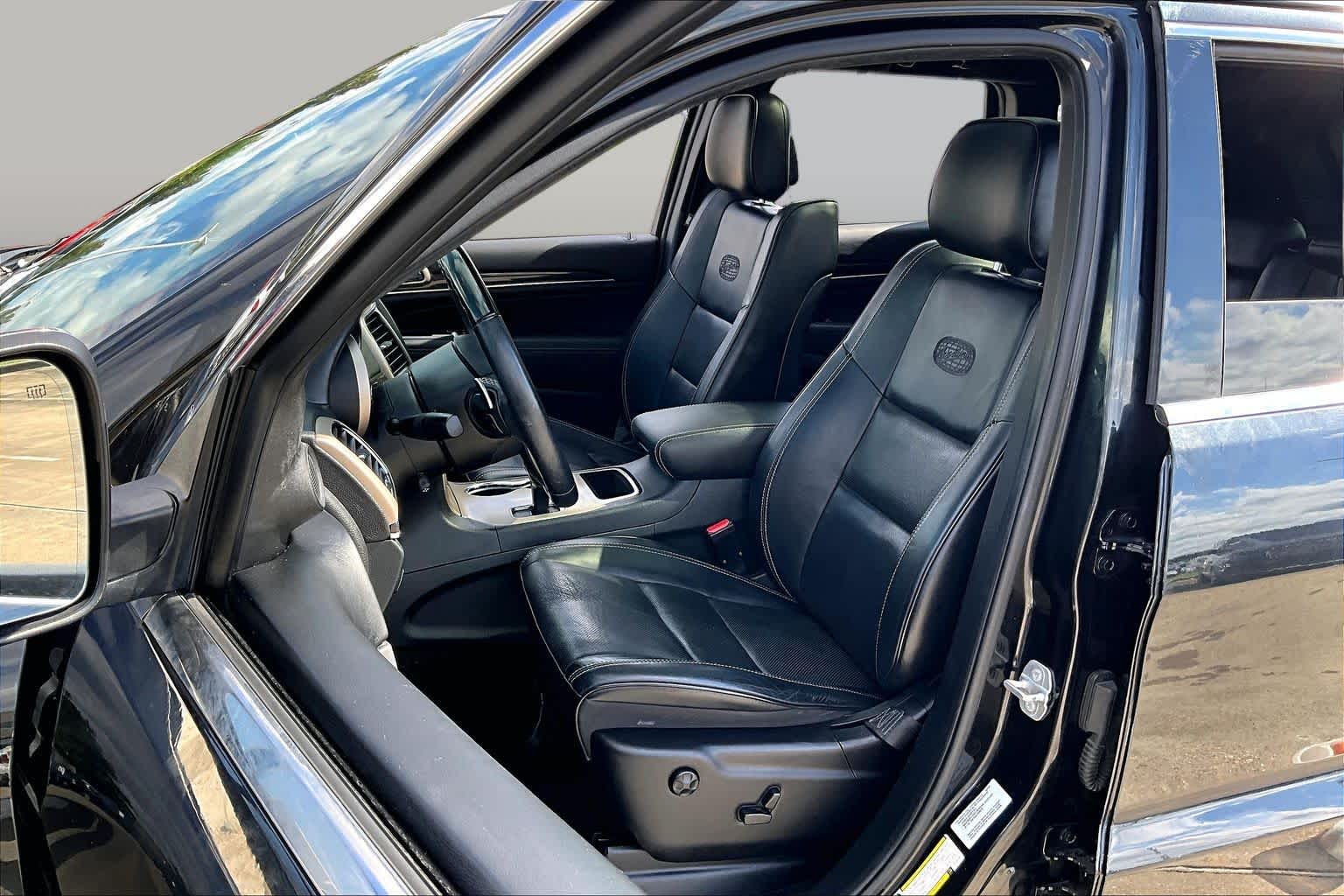 2015 Jeep Grand Cherokee photo 7 of 34