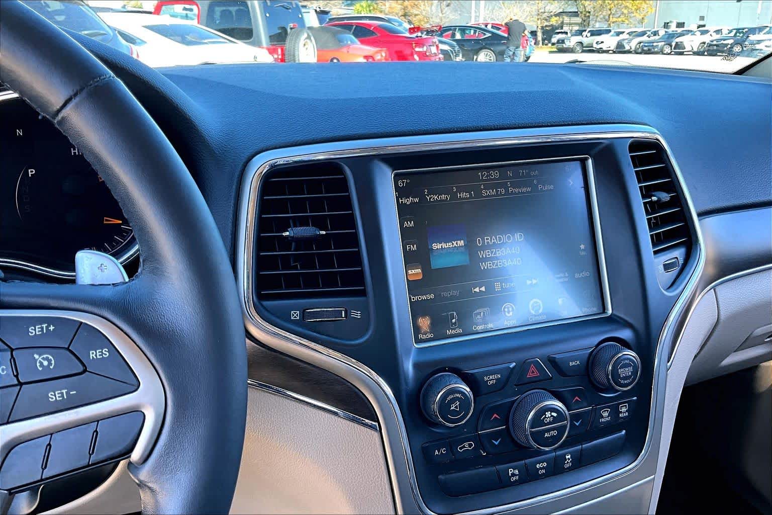 2015 Jeep Grand Cherokee Limited Brilliant Black Crystal Pearlcoat at Sterling McCall Acura
