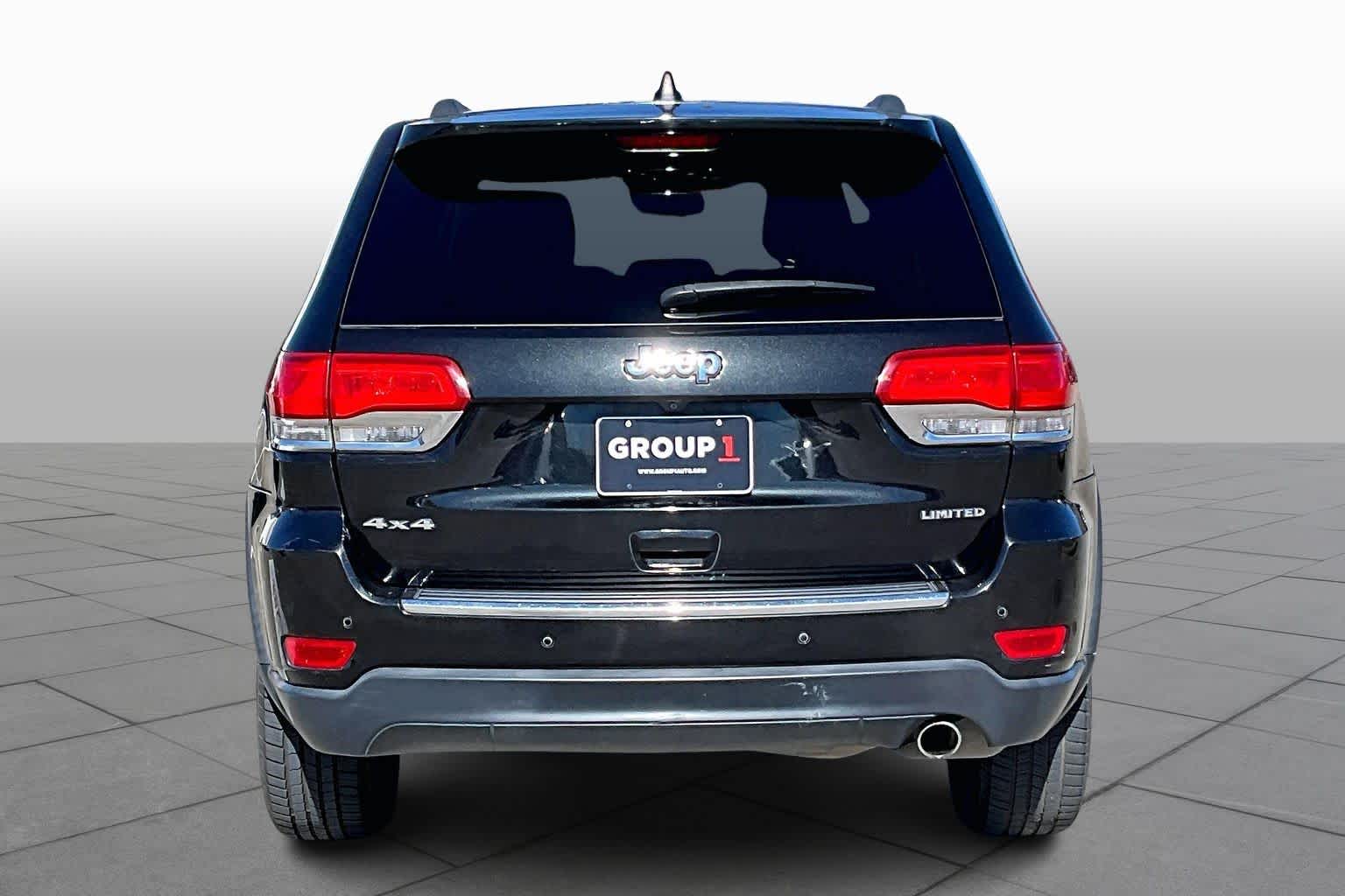 2015 Jeep Grand Cherokee Limited Brilliant Black Crystal Pearlcoat at Sterling McCall Acura