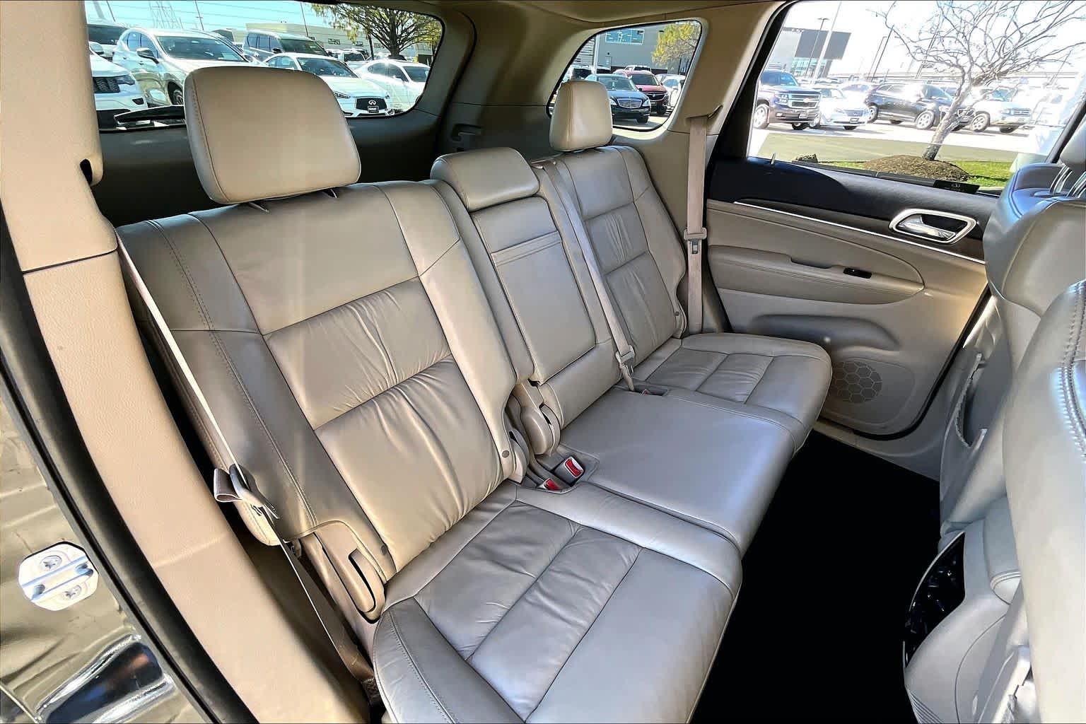 2015 Jeep Grand Cherokee Limited Brilliant Black Crystal Pearlcoat at Sterling McCall Acura