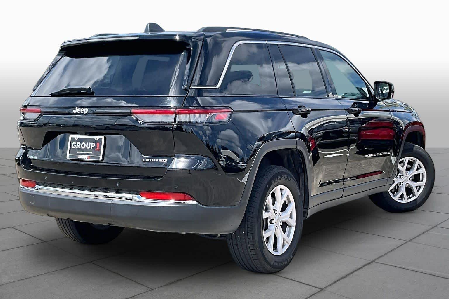 2022 Jeep Grand Cherokee Limited Diamond Black Crystal Pearlcoat at Tomball Chrysler Dodge Jeep Ram