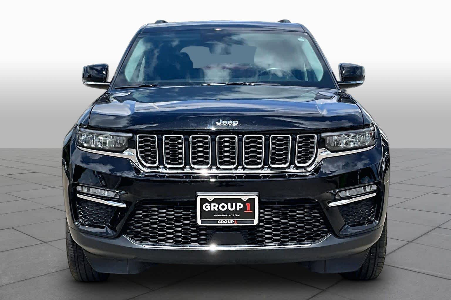 2022 Jeep Grand Cherokee Limited Diamond Black Crystal Pearlcoat at Tomball Chrysler Dodge Jeep Ram