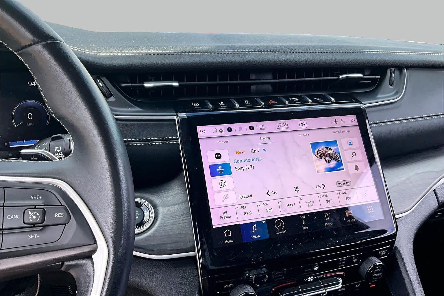 2022 Jeep Grand Cherokee Limited Diamond Black Crystal Pearlcoat at Tomball Chrysler Dodge Jeep Ram