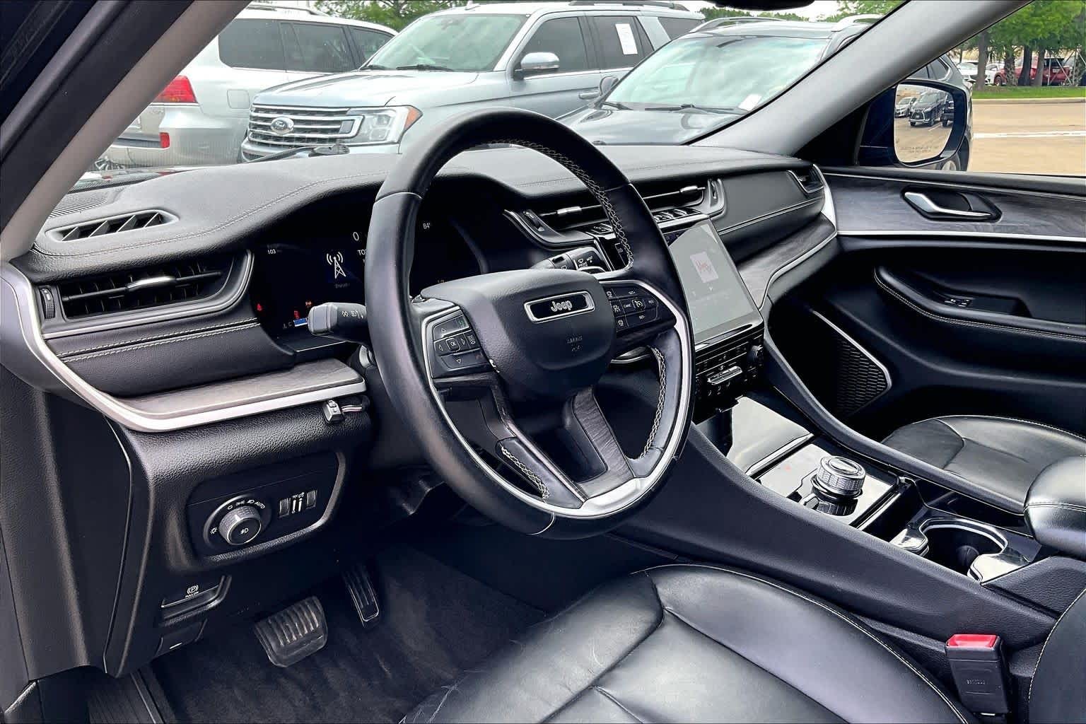 2021 Jeep Grand Cherokee L Limited Diamond Black Crystal Pearlcoat at AutoNation USA Katy