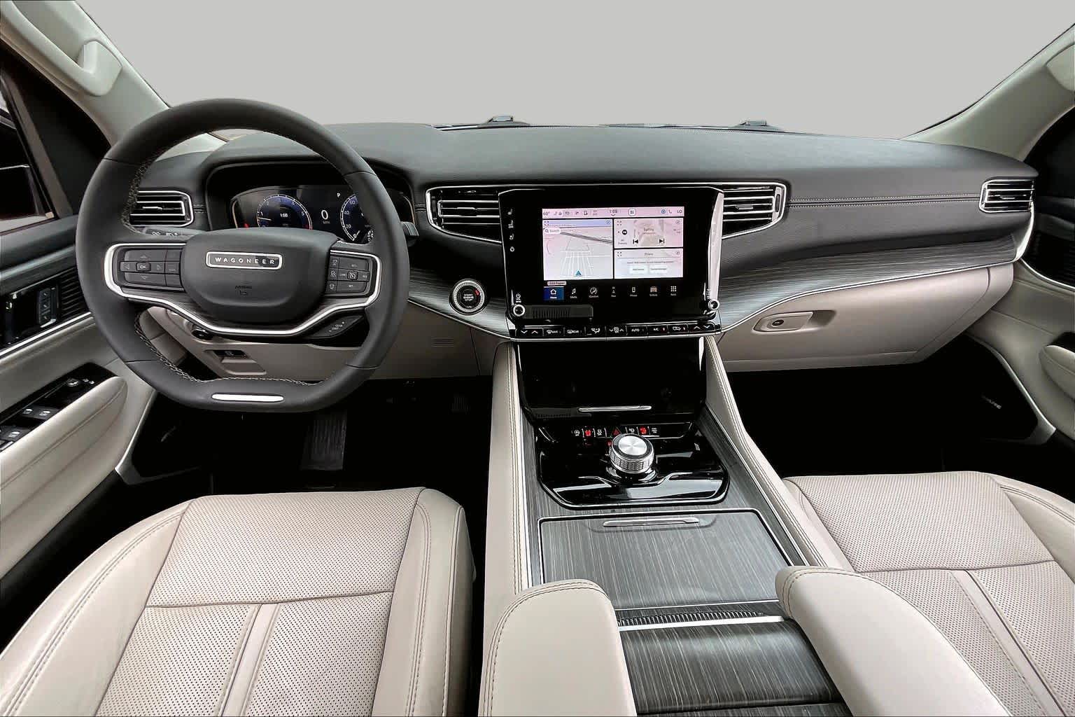 2023 Jeep Wagoneer photo 12 of 32