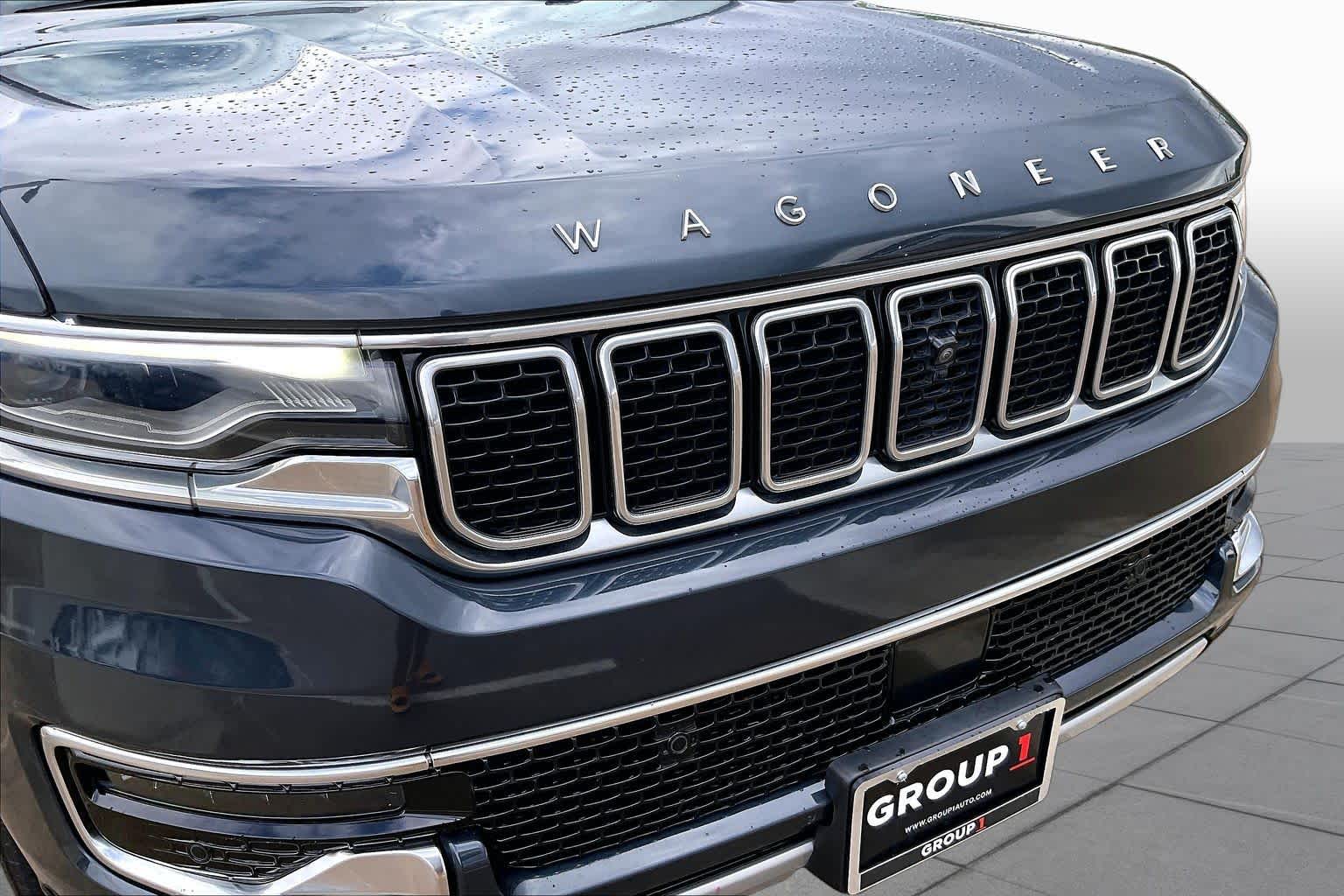2023 Jeep Wagoneer photo 26 of 32