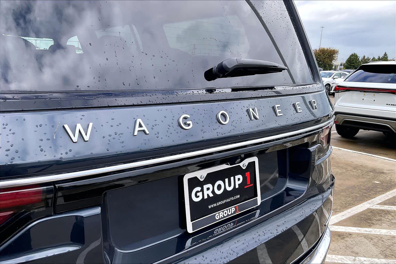 2023 Jeep Wagoneer photo 27 of 32