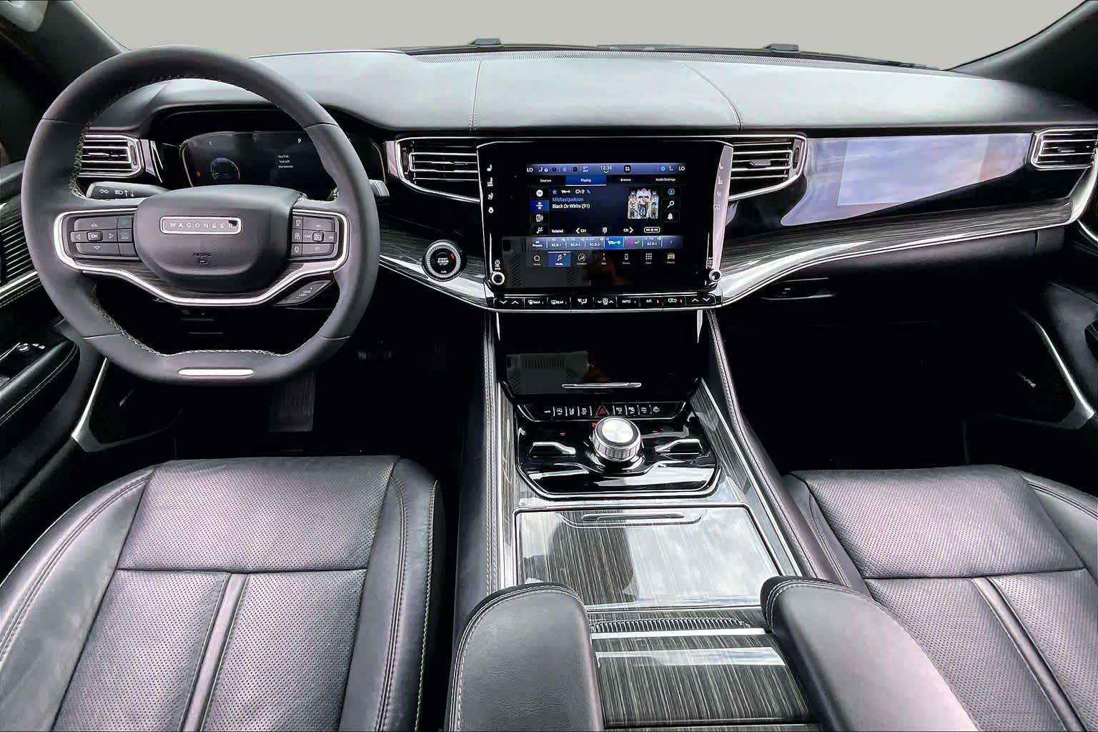 2022 Jeep Wagoneer photo 14 of 35
