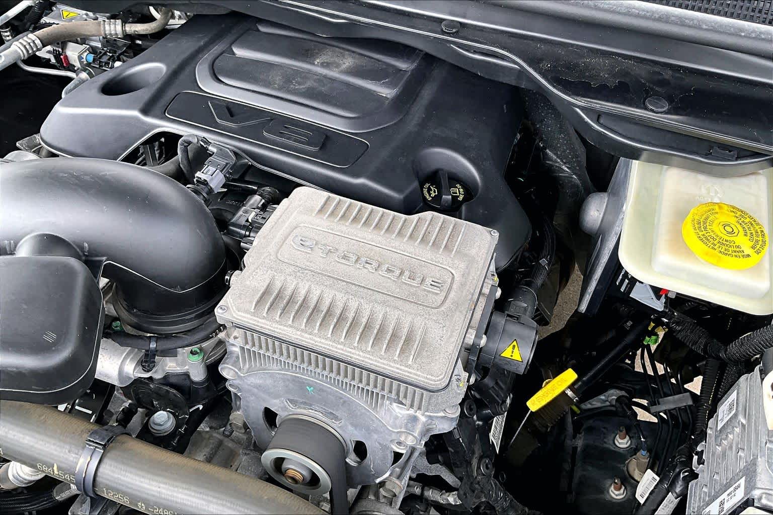 2022 Jeep Wagoneer photo 31 of 35