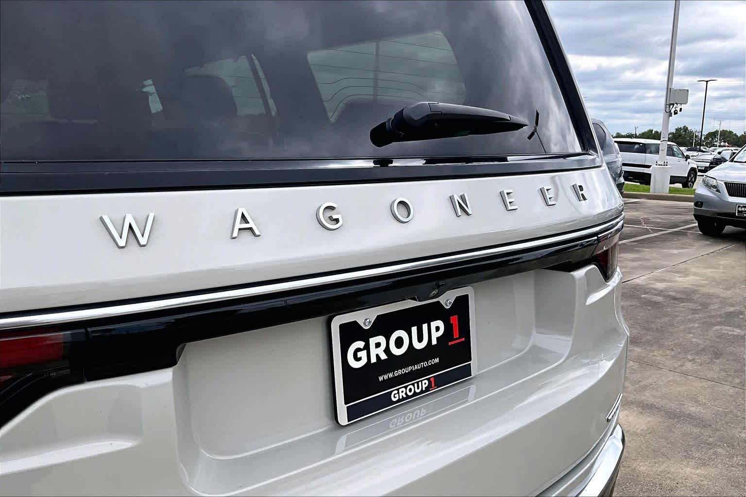 2022 Jeep Wagoneer photo 29 of 35