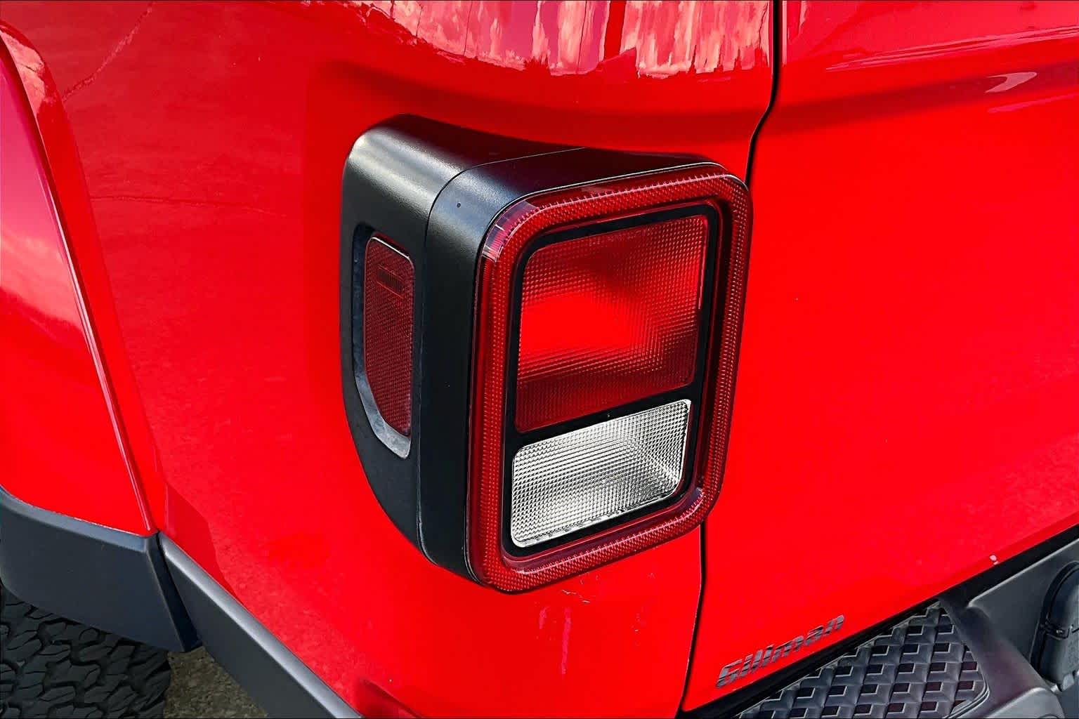 2022 Jeep Gladiator Overland Firecracker Red Clearcoat at AutoNation USA Katy