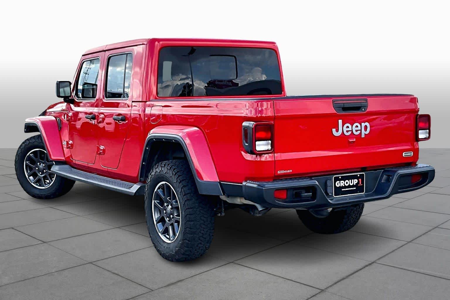 2022 Jeep Gladiator Overland Firecracker Red Clearcoat at AutoNation USA Katy