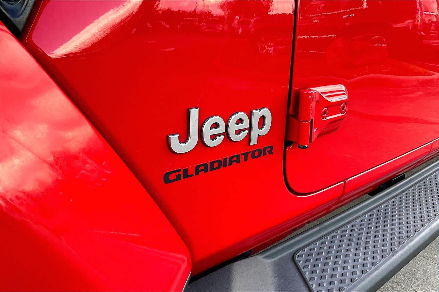 2022 Jeep Gladiator Overland Firecracker Red Clearcoat at AutoNation USA Katy