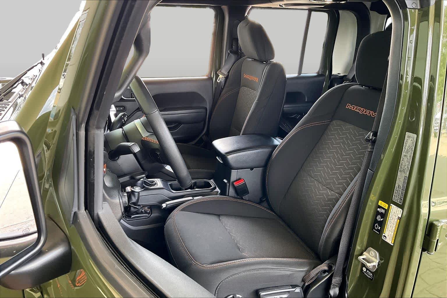 2022 Jeep Gladiator photo 7 of 35