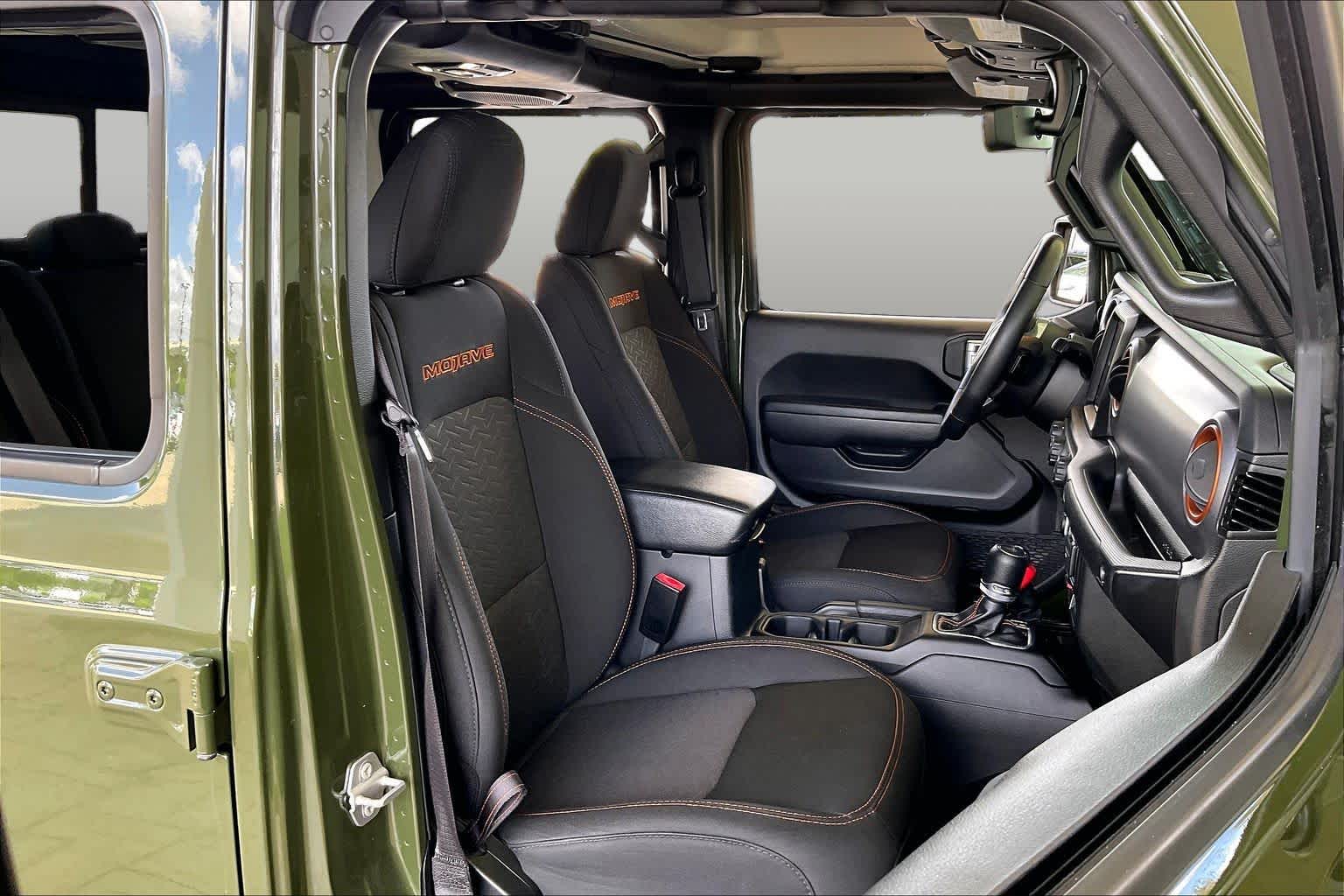 2022 Jeep Gladiator photo 8 of 35