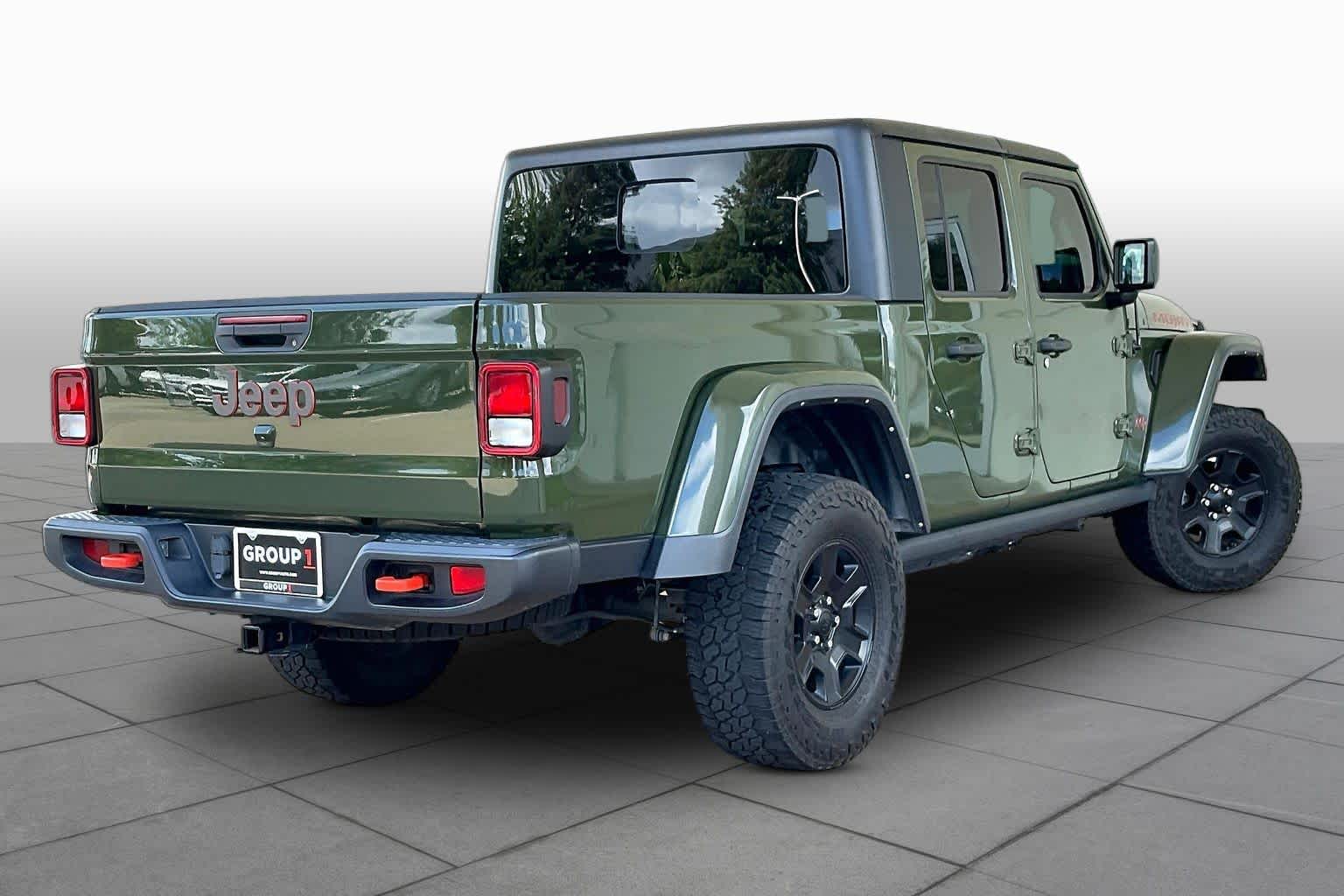 2022 Jeep Gladiator photo 12 of 35
