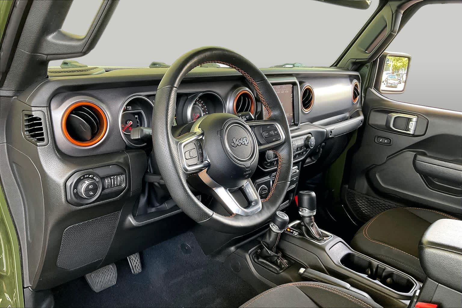 2022 Jeep Gladiator photo 16 of 35