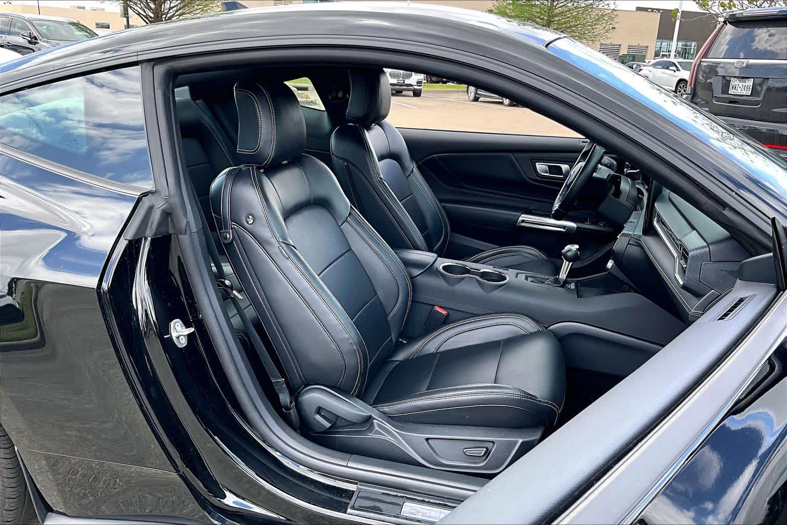 2025 Ford Mustang EcoBoost Premium - 7