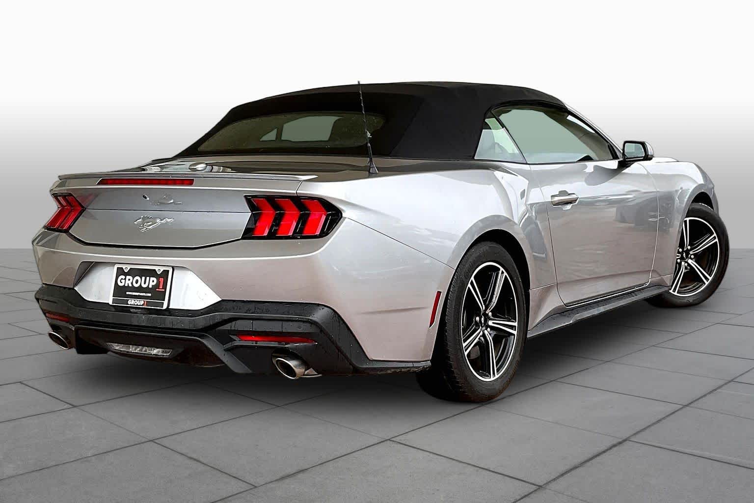 2025 Ford Mustang EcoBoost Premium - 10