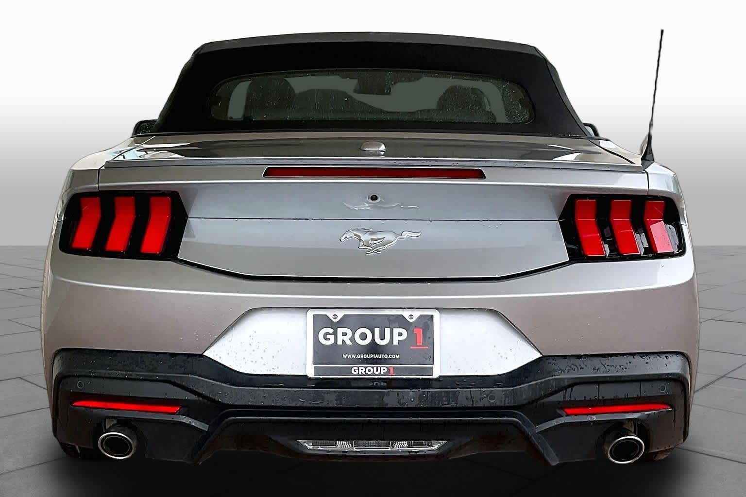 2025 Ford Mustang EcoBoost Premium - 4