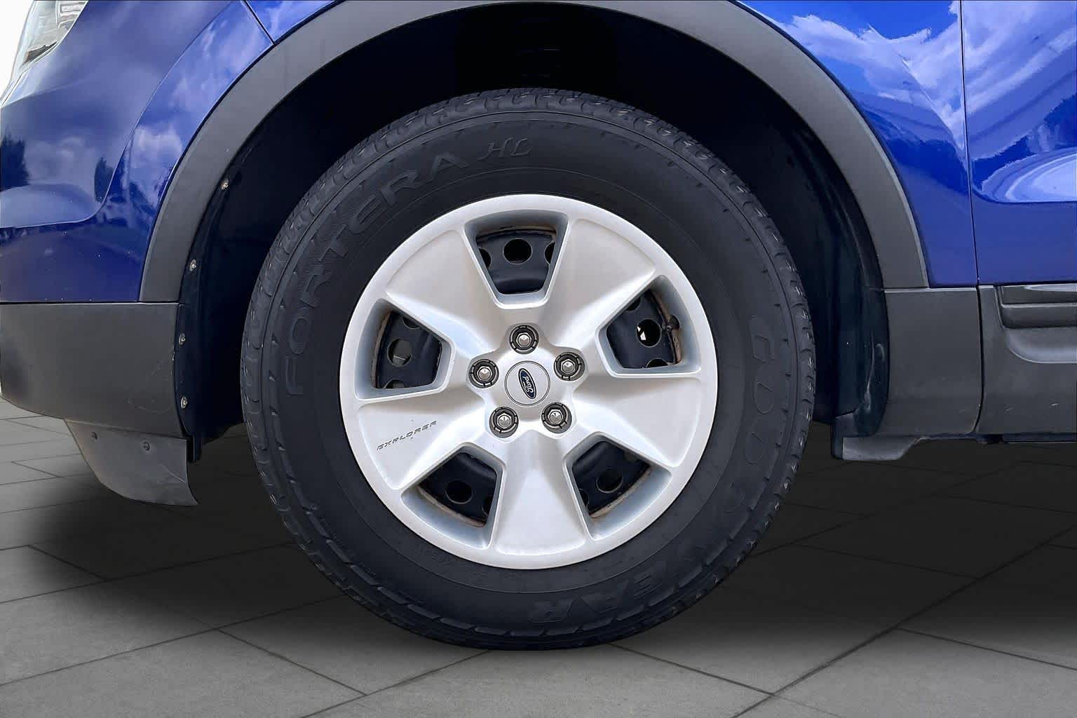 2013 Ford Explorer Base Deep Impact Blue Metallic at Mac Haik Ford