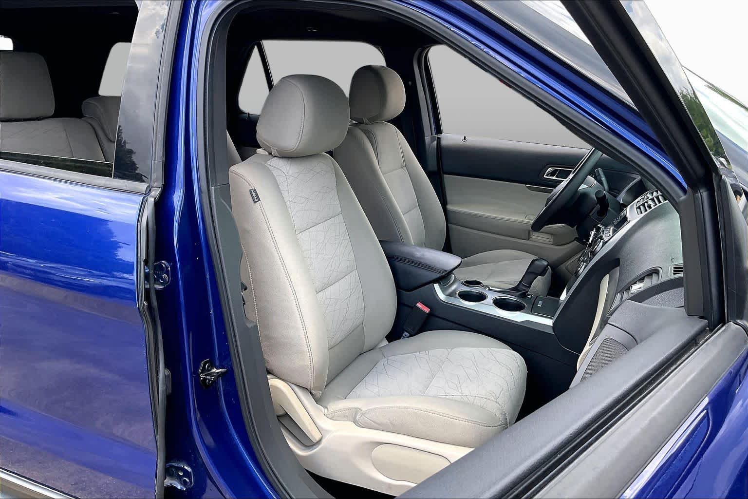 2013 Ford Explorer Base Deep Impact Blue Metallic at Mac Haik Ford