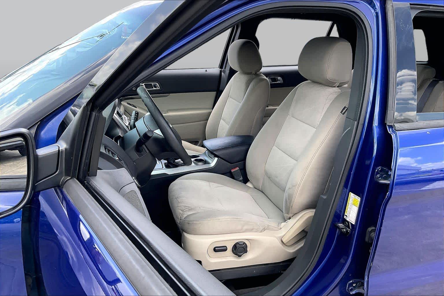 2013 Ford Explorer Base Deep Impact Blue Metallic at Mac Haik Ford