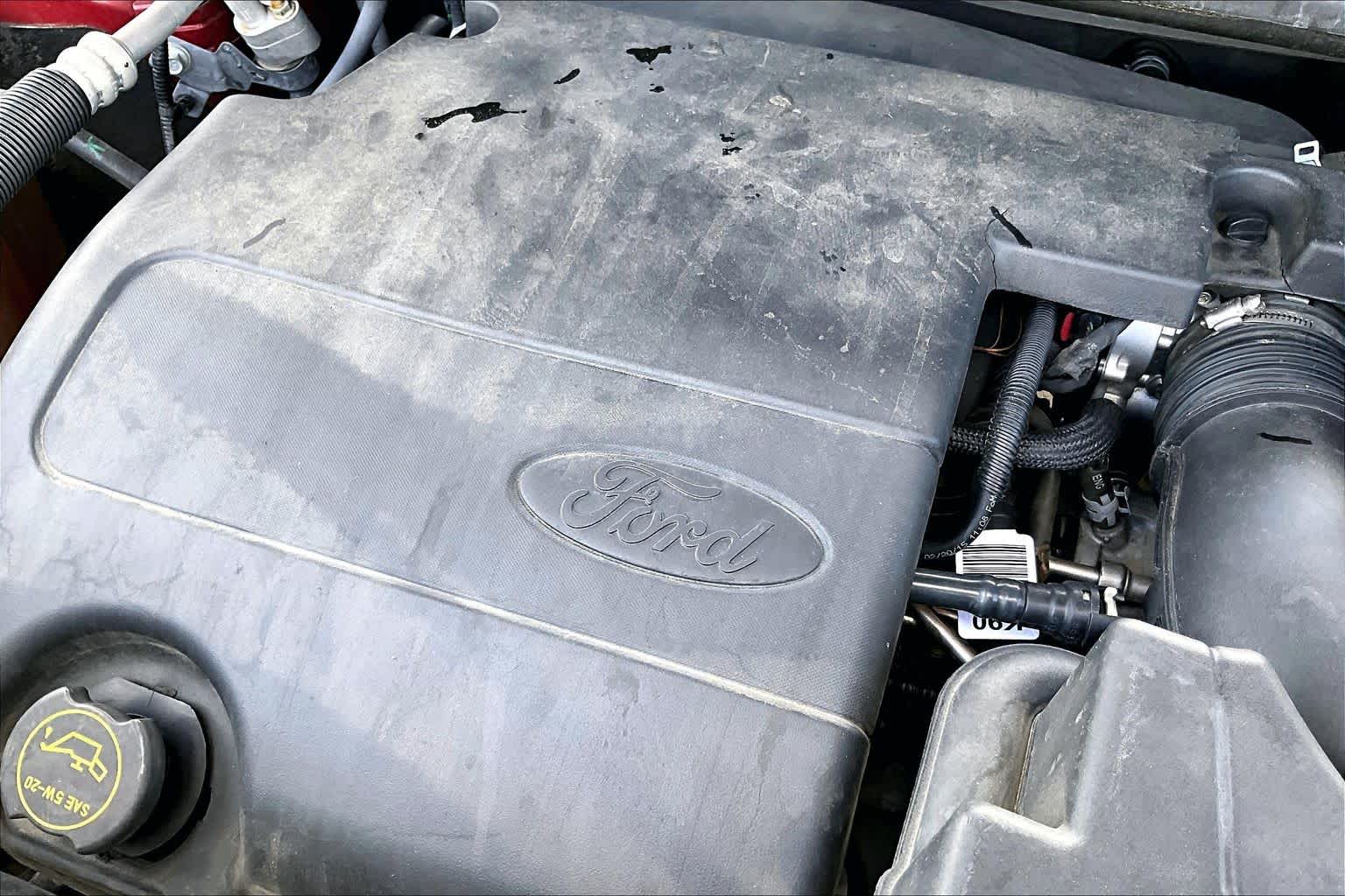 2015 Ford Explorer photo 31 of 35