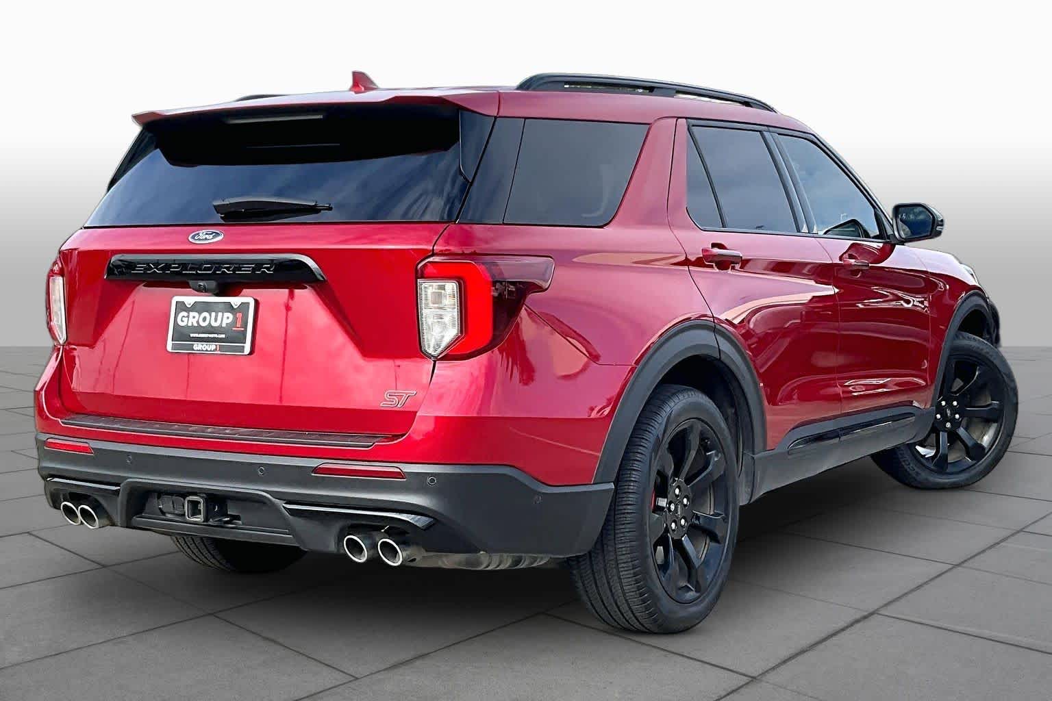 2020 Ford Explorer photo 12 of 34