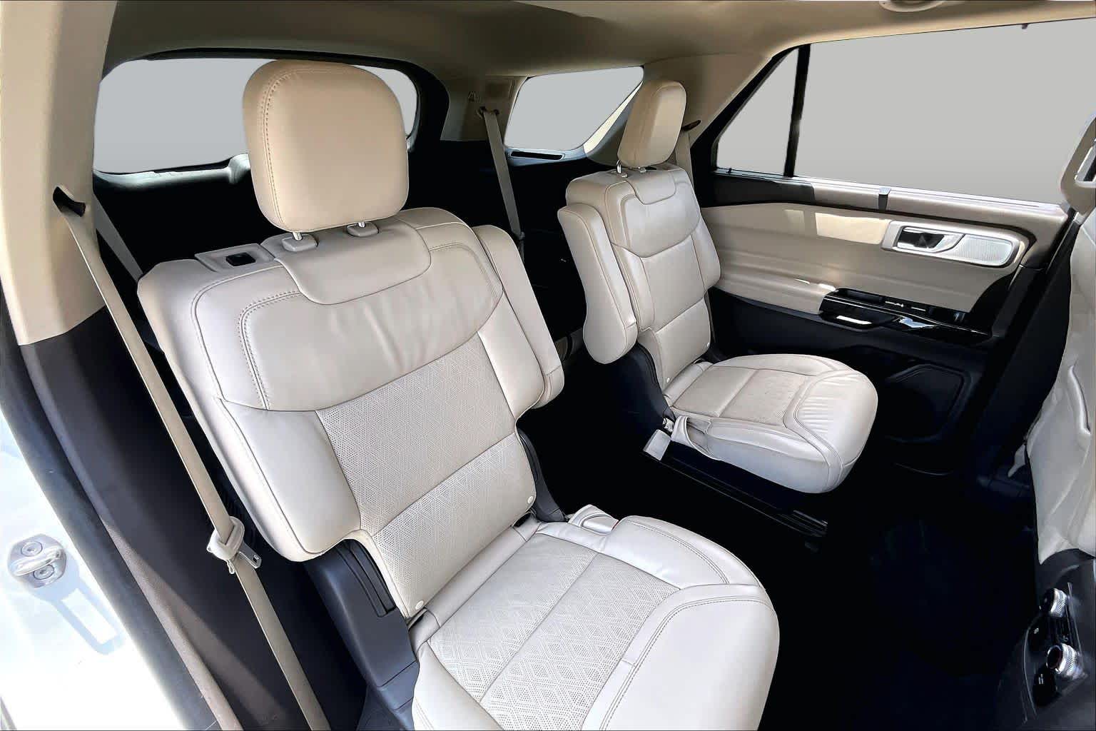 2023 Ford Explorer Platinum Star White Metallic Tri-Coat at Group 1 GMC Buick South
