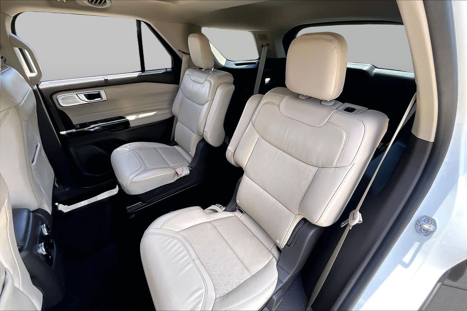 2023 Ford Explorer Platinum Star White Metallic Tri-Coat at Group 1 GMC Buick South