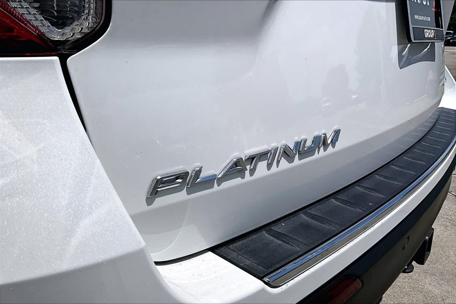2023 Ford Explorer Platinum Star White Metallic Tri-Coat at Group 1 GMC Buick South