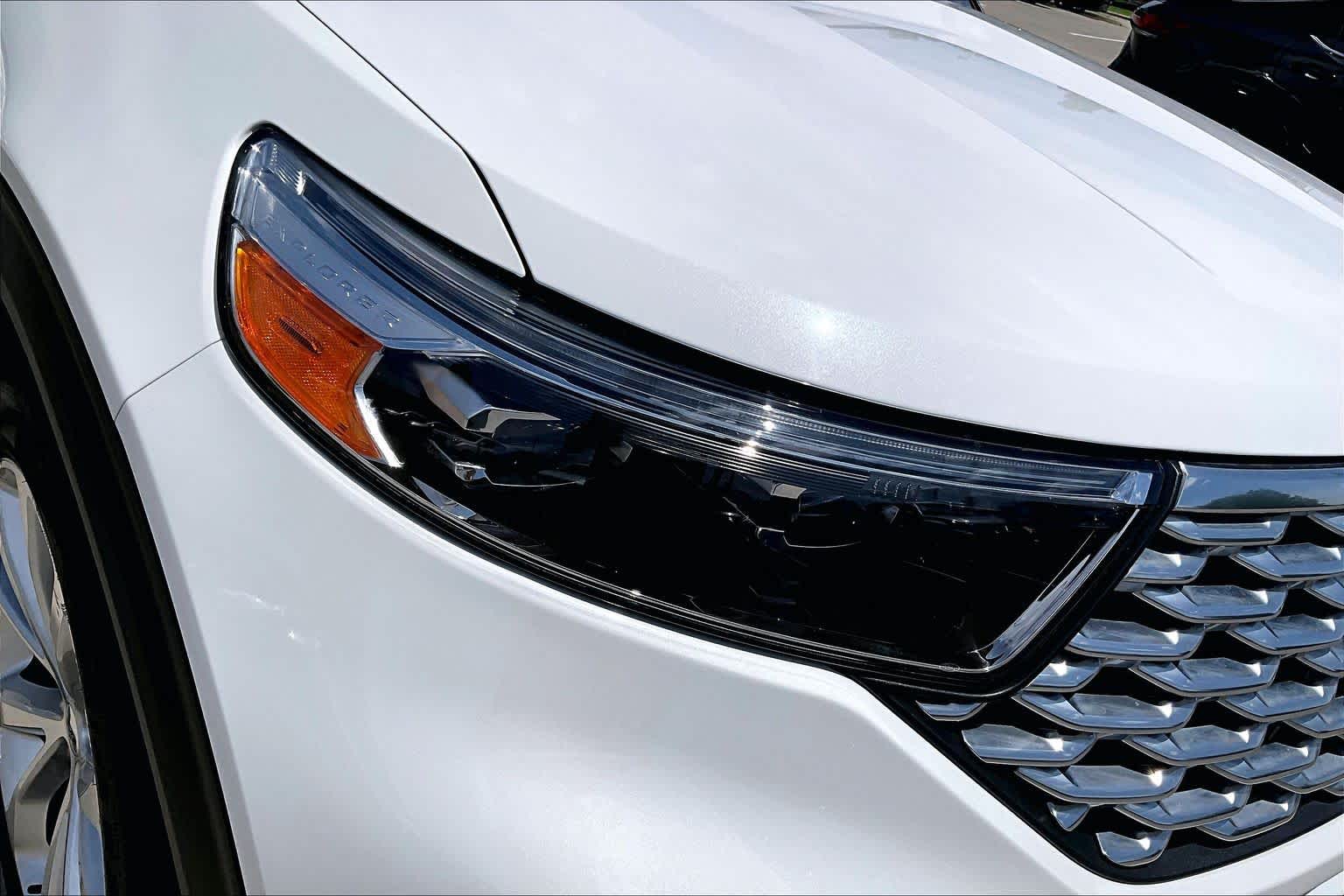 2023 Ford Explorer Platinum Star White Metallic Tri-Coat at Group 1 GMC Buick South