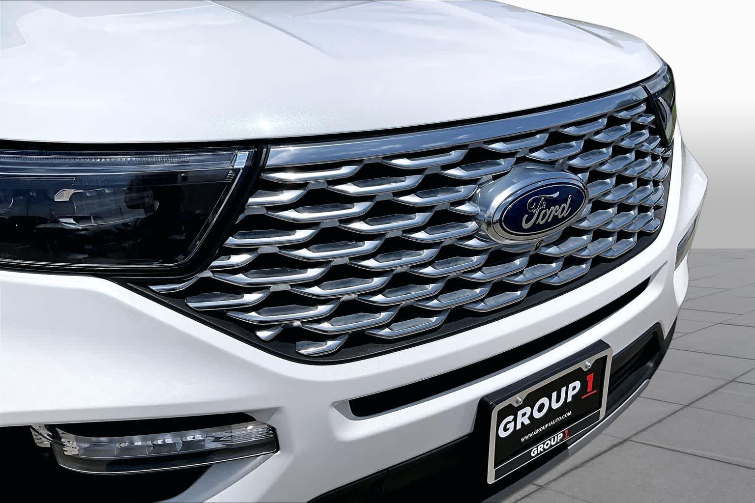 2023 Ford Explorer Platinum Star White Metallic Tri-Coat at AutoNation Ford Gulf Fwy