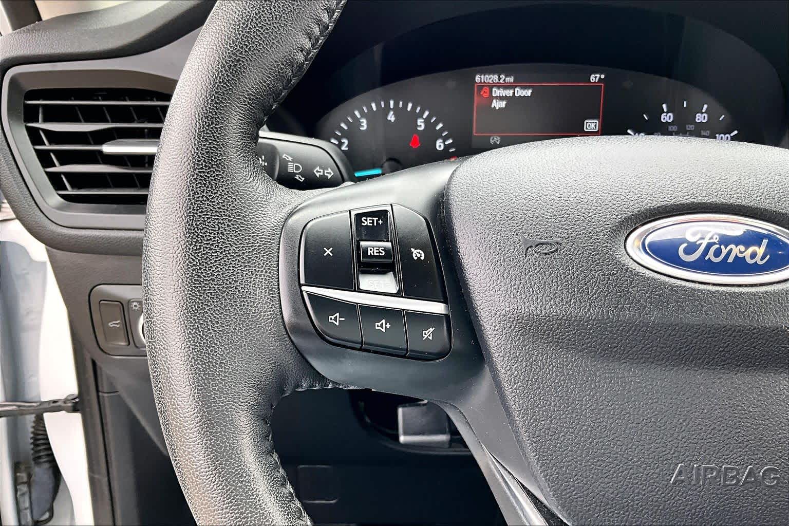 2021 Ford Escape SE Oxford White at Mac Haik Ford