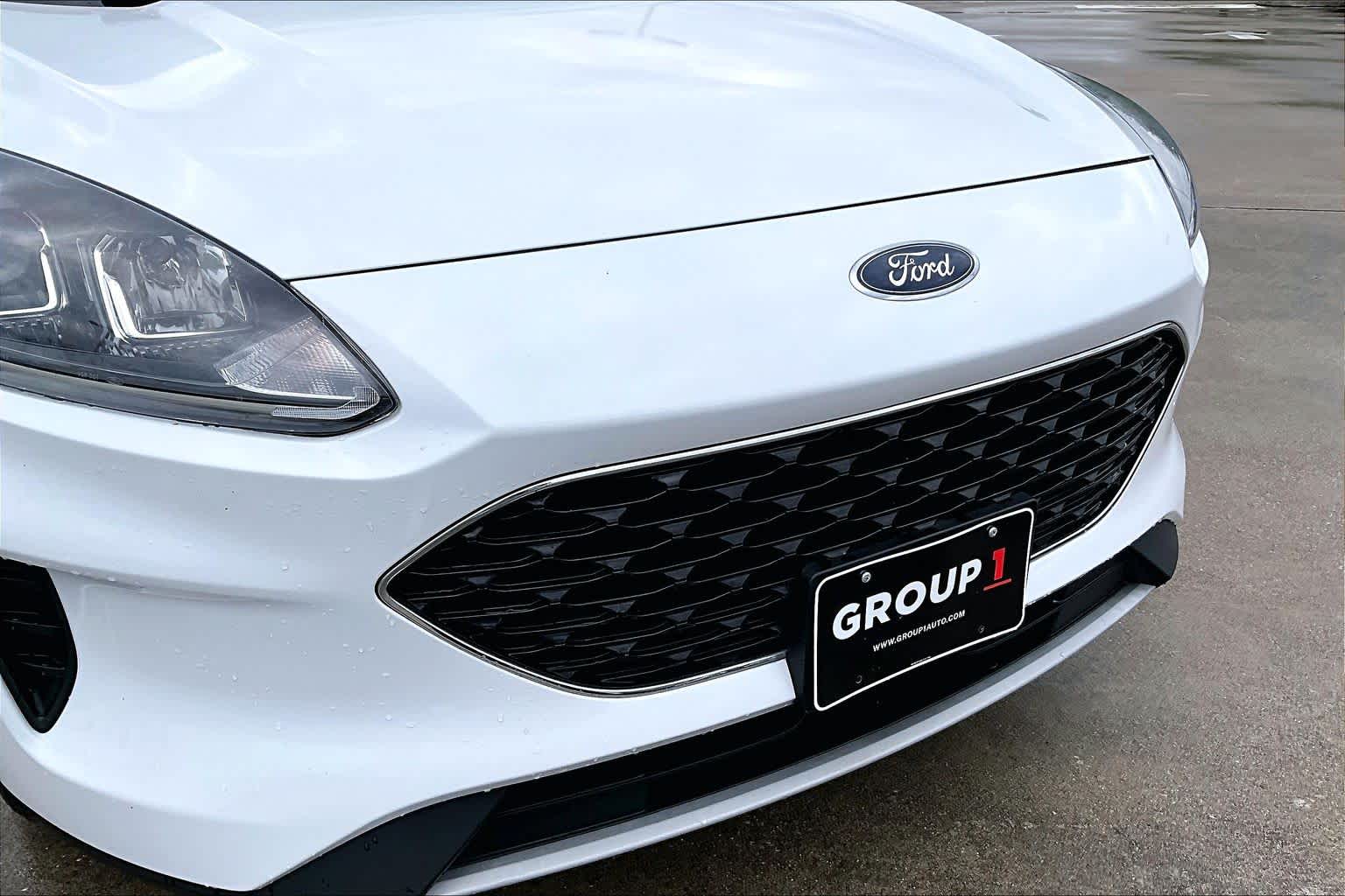 2021 Ford Escape SE Oxford White at Mac Haik Ford